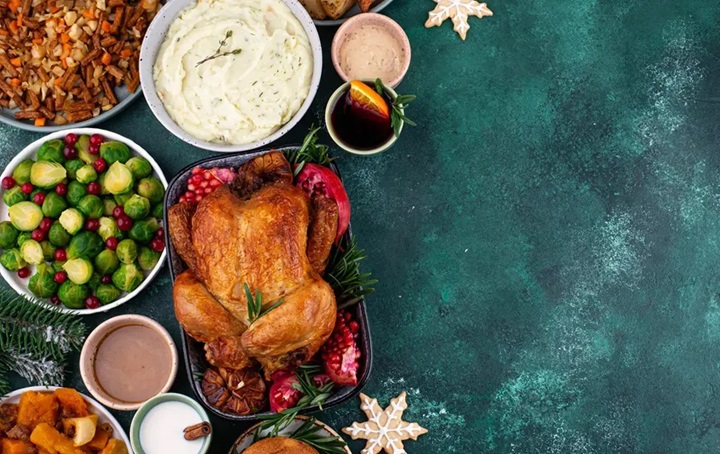 A Thanksgiving Day spread of food
