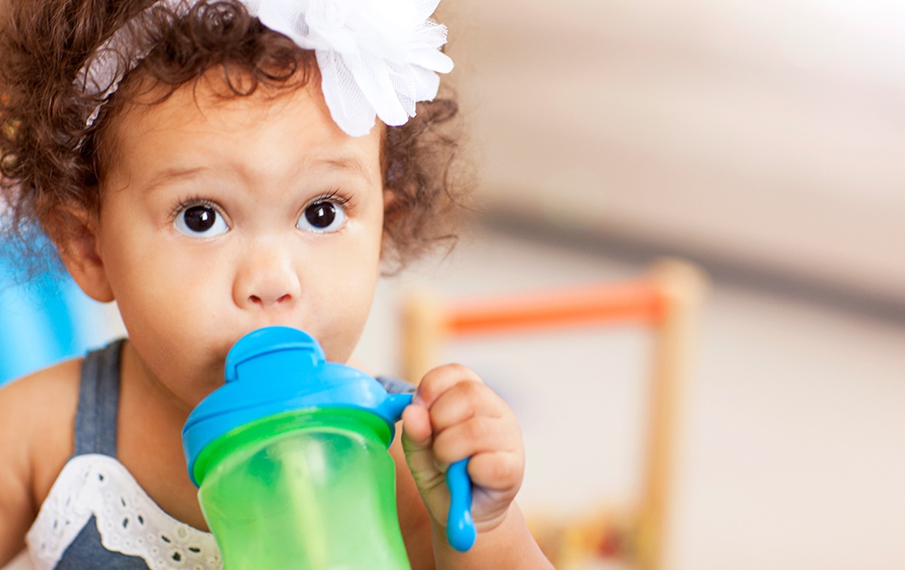 Introducing a Sippy Cup to Your Baby - Penn Medicine Lancaster General  Health